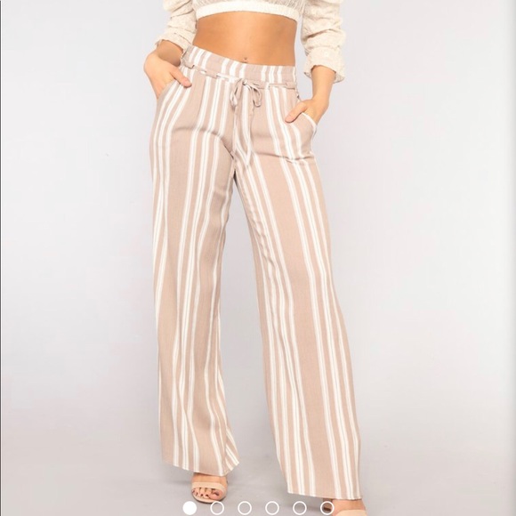 Fashion Nova Pants - 🧡Tan and White Flowy Pants🧡